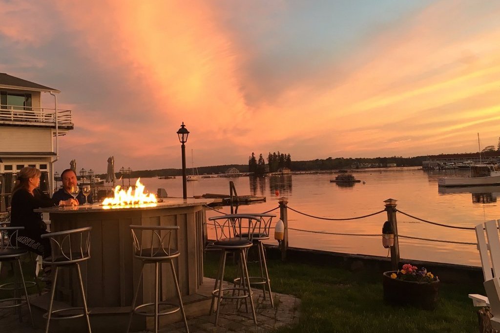 Dining - Boothbay Harbor Inn Maine